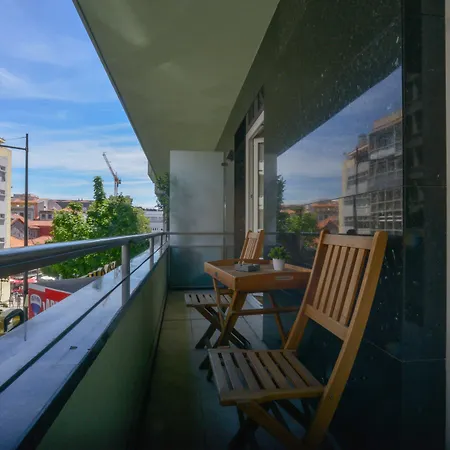 Spot Ceuta Apartament *